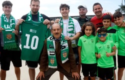 Cornellá của Messi có nhiều người hâm mộ hơn cả Espanyol