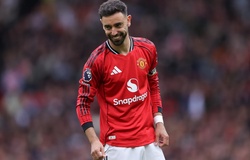 Bruno Fernandes được vinh danh là Cầu thủ xuất sắc nhất năm của Hiệp hội Nhà báo Bóng đá