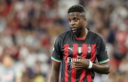 AC Milan có bao nhiêu bản hợp đồng thất bại trên thị trường chuyển nhượng sau khi giành Scudetto?
