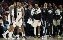 De’Aaron Fox tiết lộ cách San Antonio Spurs đứng vững trước sức ép từ Timberwolves