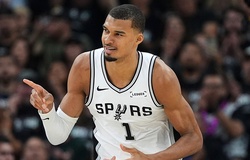 Victor Wembanyama hé lộ mối quan hệ đặc biệt với HLV huyền thoại Gregg Popovich
