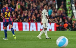 Từ vụ Valverde đến mất chức vô địch La Liga tại Camp Nou: Real Madrid trải qua một tuần đen tối đầy đau đớn