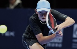 Nguyễn Hùng Anh gây chấn động khi quật ngã "thần đồng" pickleball Tama Shimabukuro
