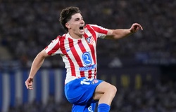 Cuộc chiến giữa Barcelona và PSG có thể đẩy giá của Julian Alvarez lên con số điên rồ