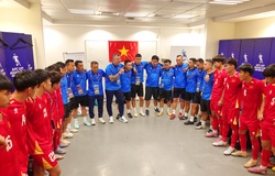 Thua đậm U17 Australia, HLV Roland nhắn nhủ U17 Việt Nam phải mạnh mẽ hơn ở World Cup