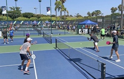 Pickleball đang chiếm lĩnh văn hóa fitness bằng công thức rất đơn giản