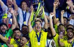 Vô địch sau 1828 ngày: Ronaldo ăn mừng đặc biệt cùng Georgina Rodriguez