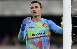 Thủ môn Indonesia gây sốt tại Serie A với chỉ số vượt cả De Gea và Maignan