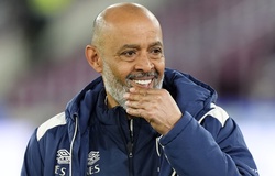 HLV West Ham bất ngờ ở lại dù đội bóng xuống hạng Nhất