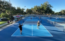 Cẩm nang chống sốc nhiệt cho người chơi pickleball mùa hè