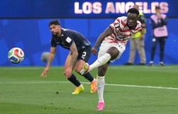 Balogun: Từ chuyến bay định mệnh đến người hùng World Cup của tuyển Mỹ