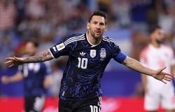 Messi vào sân từ ghế dự bị và lập kỷ lục ghi bàn liên tiếp ở World Cup