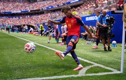 Lamine Yamal: "Đối đầu Ronaldo ư? Tôi không quan tâm đối thủ là ai"