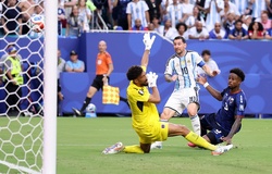 Messi vượt qua kỷ lục bàn thắng kết hợp ở vòng knock-out World Cup của Mbappe và Pele