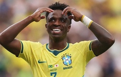 Vì sao Vinicius nhường đá phạt đền cho Bruno Guimaraes?
