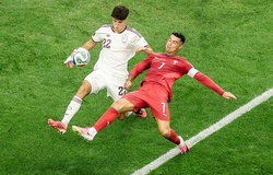 Bị loại khỏi World Cup, Cristiano Ronaldo cân bằng kỷ lục thua nhiều nhất lịch sử