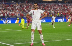 Bàn thắng ở phút bù giờ đưa Tây Ban Nha vào tứ kết và tan vỡ giấc mơ của Ronaldo