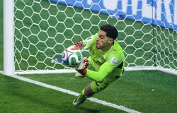 Thành tích cản phá phạt đền cực đỉnh của Shobeir sau khi khuất phục Messi