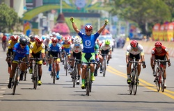 Lê Nguyệt Minh thắng chặng 17 giải đua xe đạp Cúp truyền hình HTV 2021