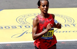 Người lạ gửi thẳng tiền thưởng chậm cho nhà vô địch Boston Marathon 2014