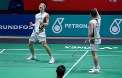 Aaron-Wooi Yik vững vàng trở thành cặp đôi cuối cùng của cầu lông Malaysia lọt vào bán kết giải đấu trên sân nhà