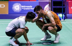 Giải vô địch cầu lông thế giới 2025: Sau trận đấu khó khăn là khoảnh khắc dịu dàng!