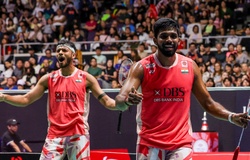 Chirag Shetty và Satwiksairaj Rankireddy cuối cùng cũng không bị loại sớm ở giải cầu lông Singapore Open