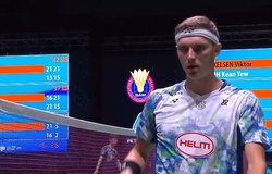 Cầu lông Malaysian Open 2024: Số 1 thế giới Axelsen thoát hiểm, Ginting thua cay đắng