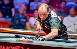 Kết quả billiard pool US Open mới nhất 12/10: Cao thủ khiếm thính Shane Van Boening thoát hiểm