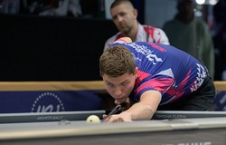Wiktor Zielinski tạm dẫn đầu BXH giải billiards Premier League Pool 2024