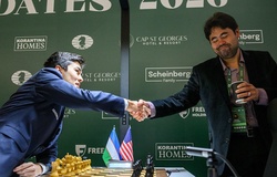 Cờ vua Candidates 2026: Javokhir Sindarov chạm một tay vào suất thách đấu ngôi Vua cờ thế giới