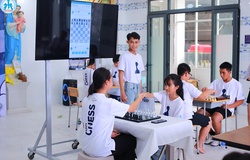 Cờ vua: Khép lại mùa hè ý nghĩa với lễ bế giảng Quân cờ hạnh phúc tại Mái ấm Tình Mẹ 2
