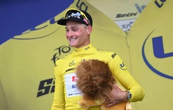 Mathieu van der Poel "xé Áo vàng" cuộc đua xe đạp Tour de France 2025 sau chiến thắng Chặng 2