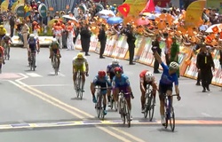Petr Rikunov hoàn thành cú đúp Áo Vàng và Áo Xanh ở Cuộc đua xe đạp Cúp Truyền hình TPHCM 2024