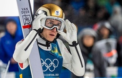 Cú sốc tại Milan Cortina 2026: Đôi giày "giết chết" giấc mơ HCV Olympic mùa đông của Daniel Tschofenig