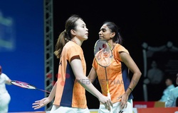 Giải cầu lông World Tour Finals 2025: Tang Jie-Ee Wei, Pearly-Thinaah vào bán kết