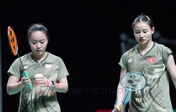 Đội nữ Việt Nam bị Malaysia "đòi nợ" ở tứ kết cầu lông SEA Games 33