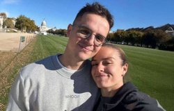 Lời cầu hôn dành cho ngôi sao quần vợt Maria Sakkari trước chuyến đi Úc