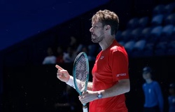 Wawrinka khởi đầu mùa cuối cùng bằng chiến thắng trận đấu kéo dài 3 giờ với Rinderknech tại giải quần vợt United Cup