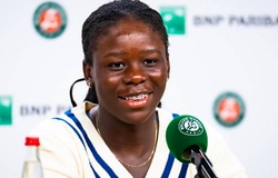 Số 9 WTA Victoria Mboko mang theo đà thắng lợi mạnh mẽ từ quần vợt Roland-Garros đến cuộc gặp với Katerina Siniakova