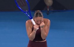 Quần vợt Brisbane 2026: Kostyuk gây bất ngờ lớn, Pegula thắng trận marathon thứ 10