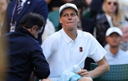Chấn thương mới nhất của số 1 thế giới Jannik Sinner sau trận đấu quần vợt Wimbledon 2025 may mắn có thể gây sốc