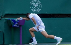 Novak Djokovic thừa nhận chấn thương trước trận bán kết giải quần vợt Wimbledon 2025