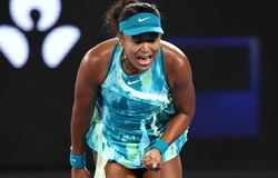 Martina Navratilova và Lindsay Davenport chỉ trích Naomi Osaka về 'nghi thức cơ bản trong quần vợt'