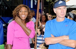 "Trận chiến giới tính" tennis thế hệ mới: Lý do McEnroe và Venus Williams từ chối đề nghị tiền tấn từ ông Donald Trump