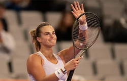 Kết quả tennis 1/11: Sabalenka thắng ngược và Sakkari phục hận ở ngày đầu WTA Finals