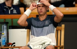 Holger Rune rút lui khỏi các giải quần vợt Roland Garros và Hamburg Open do tái phát chấn thương