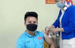 Tiêm xong mũi 2 vaccine ngừa COVID-19, ĐT Việt Nam sẵn sàng sang UAE