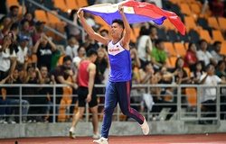 Kỷ lục gia nhảy sào SEA Games EJ Obiena giành vé dự Olympic 2024 đầu tiên cho Philippines