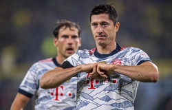 Lewandowski phá hợp đồng tài trợ vì chiến tranh Ukraine
